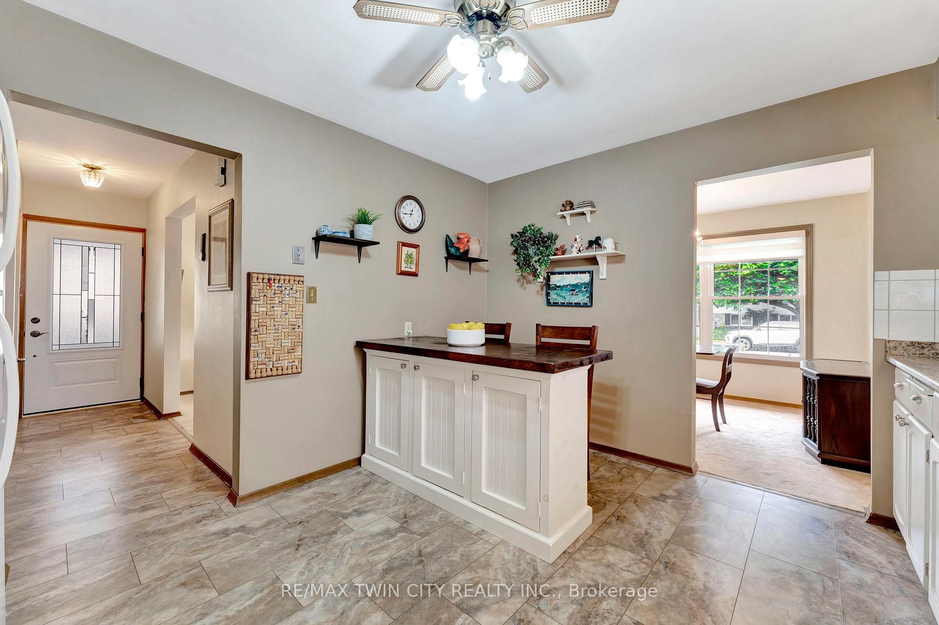188 Abbott Place photo 14