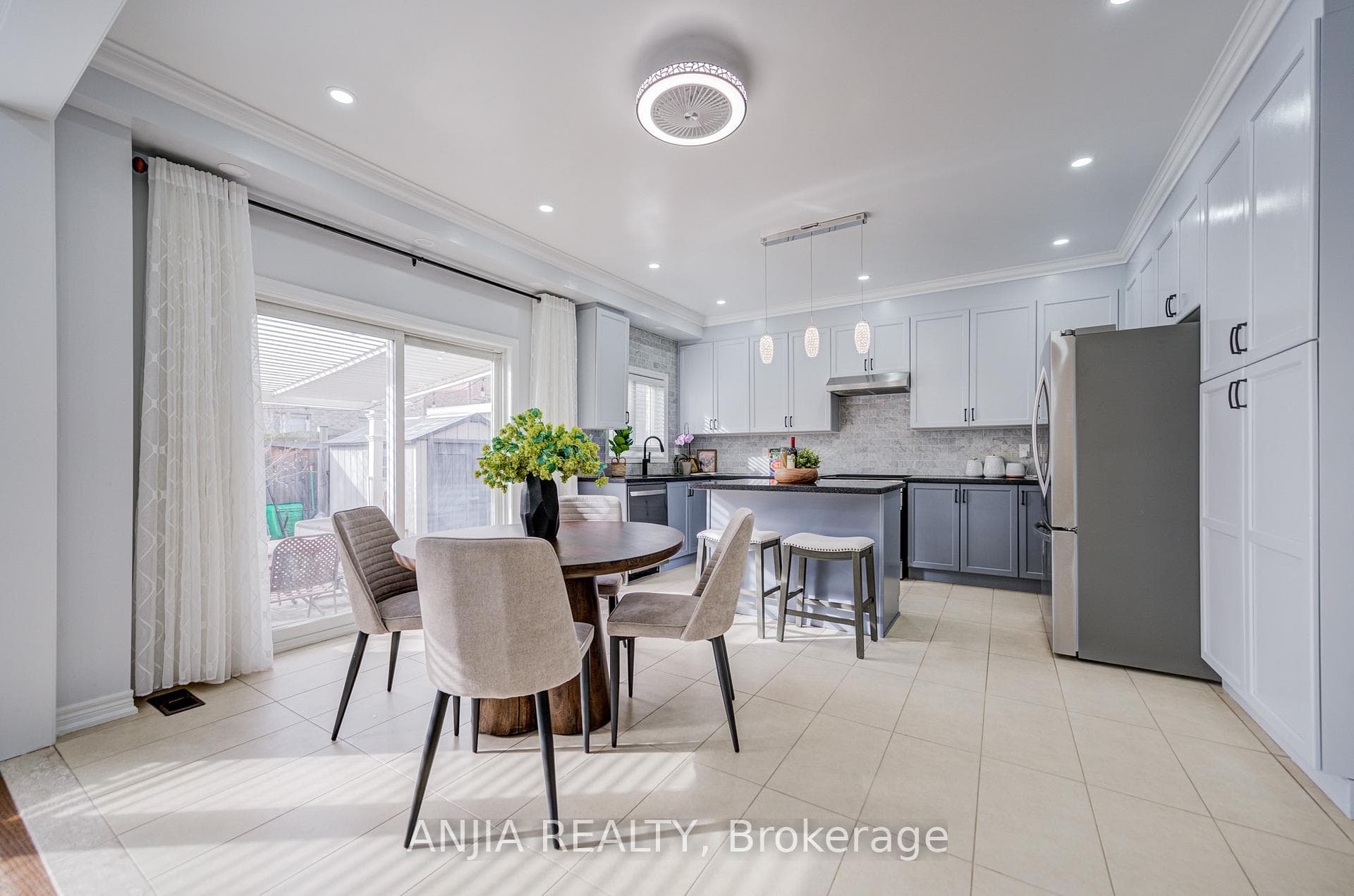 409 Williamson Road photo 14