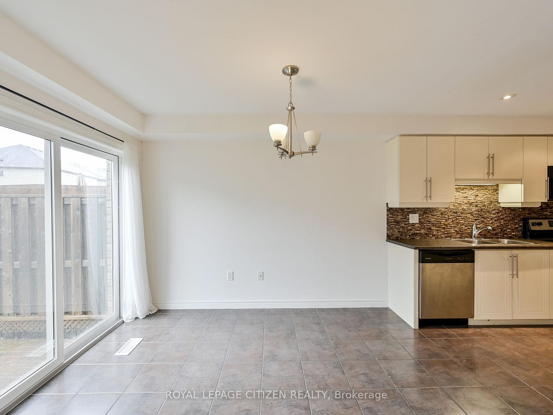 87 Chamomile Drive photo 15