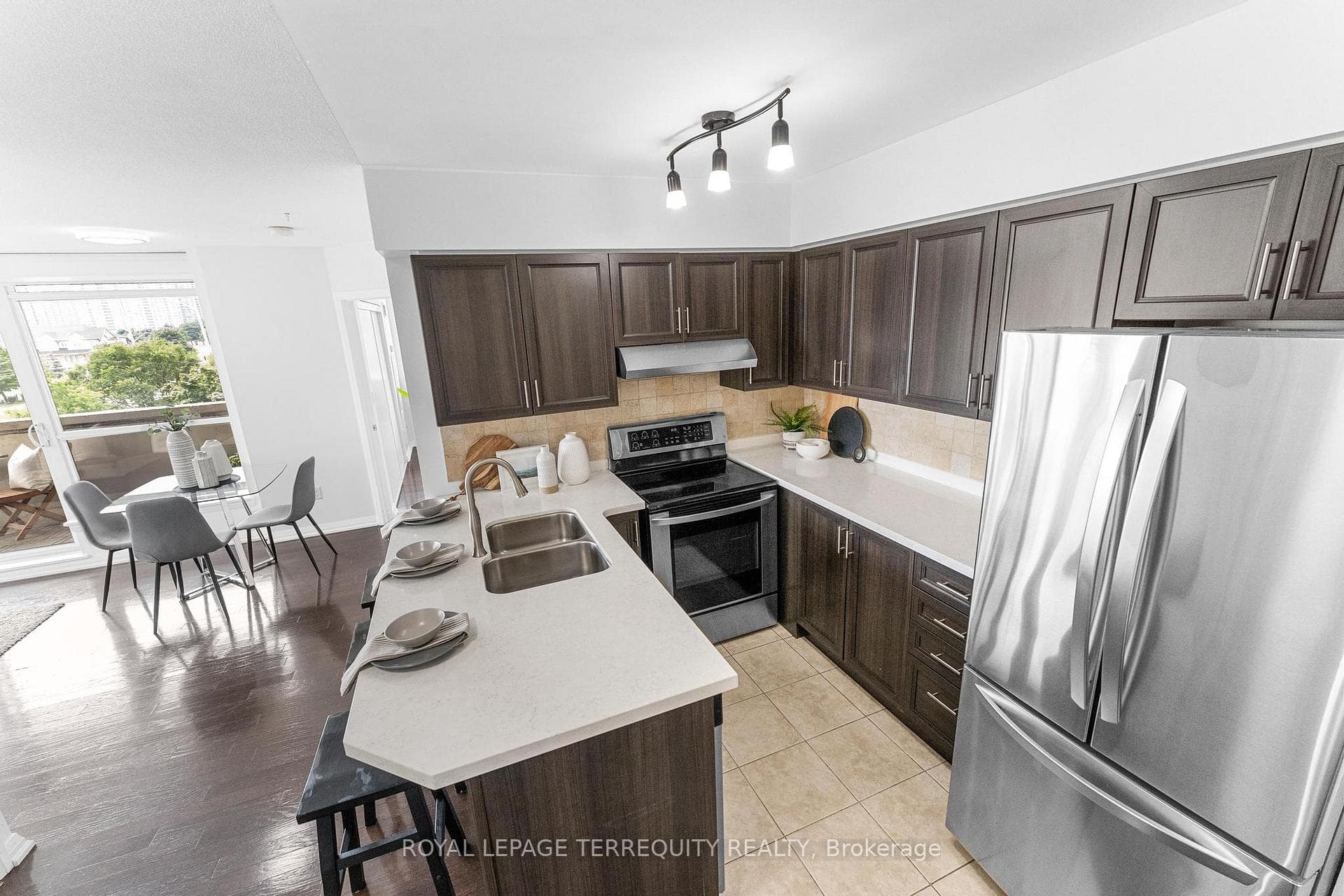 220 Forum Drive Unit 404 photo 9