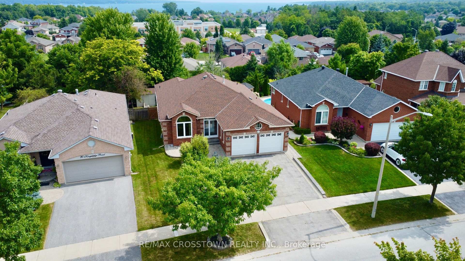 78 Kingsridge Road photo 2