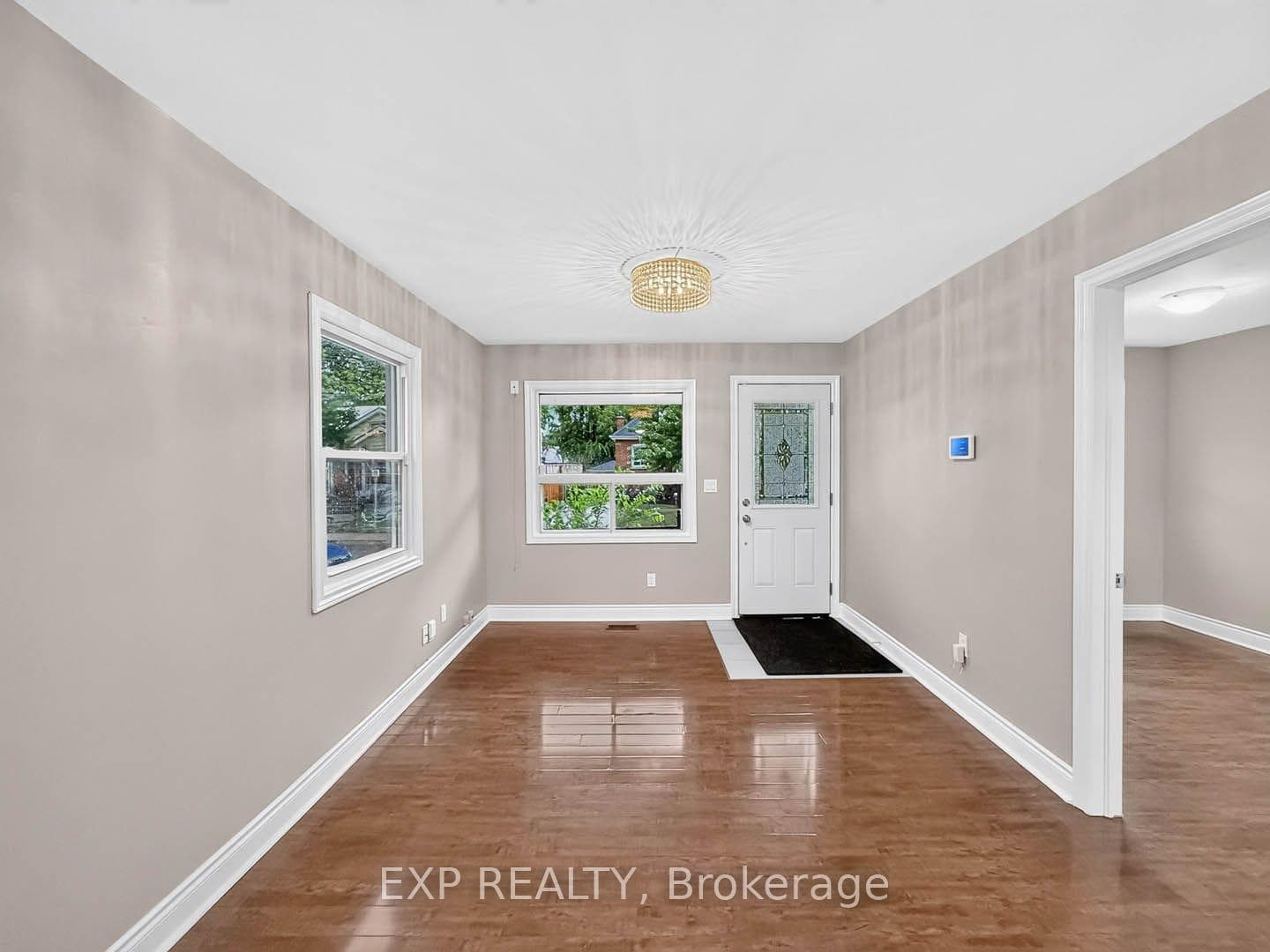 57 Weir Street photo 6