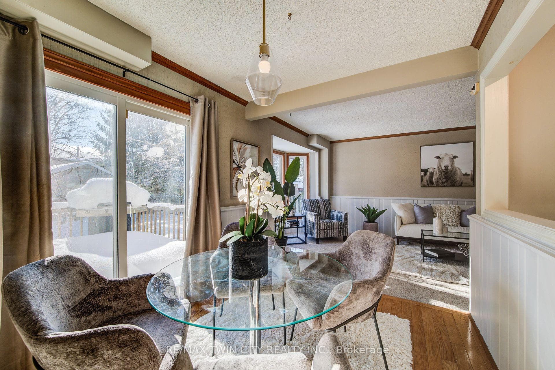 8 Laurelwood Court photo 13