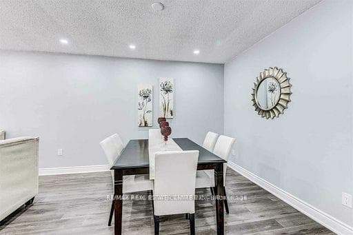 7201 Joliette Crescent Unit Upper Level photo 9