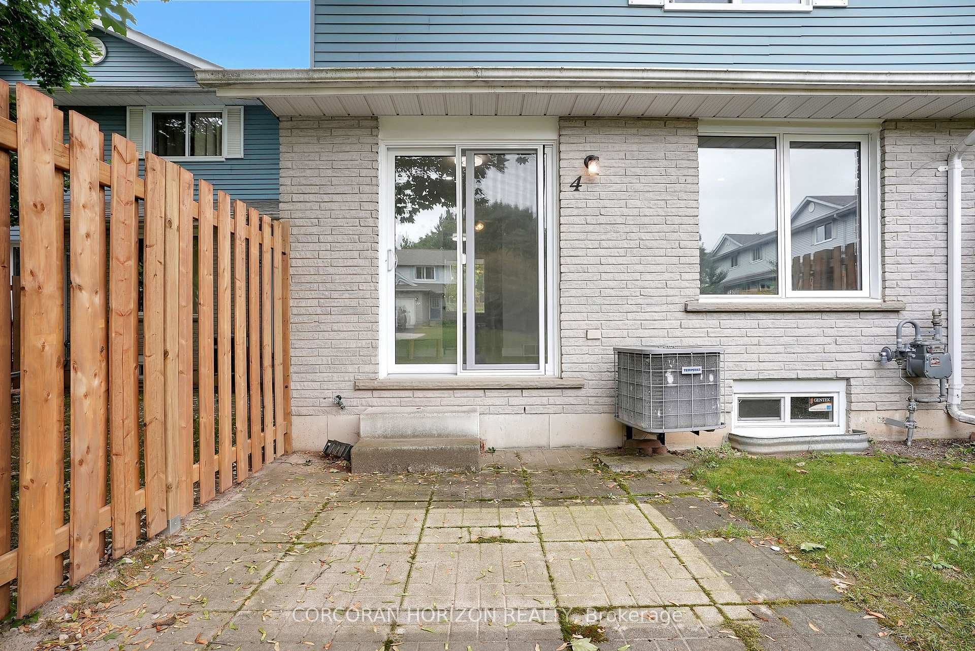 405 Kingscourt Drive Unit 4 photo 37