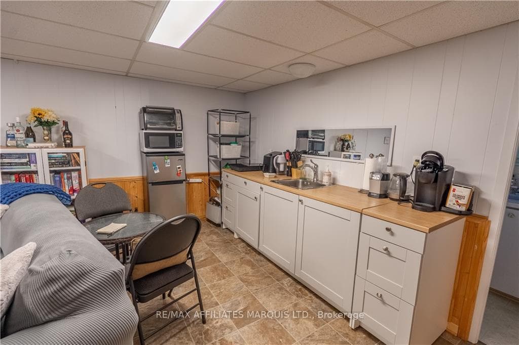 224 JARVIS Street photo 21