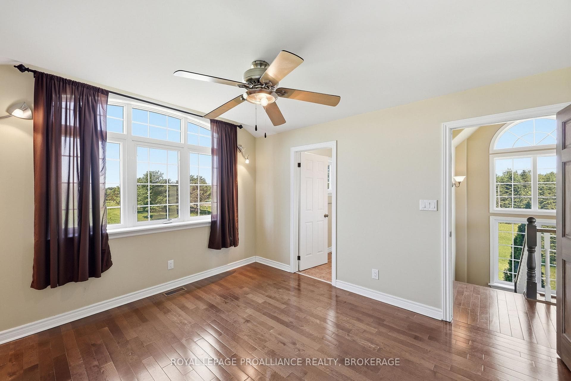 1461 English Way photo 33