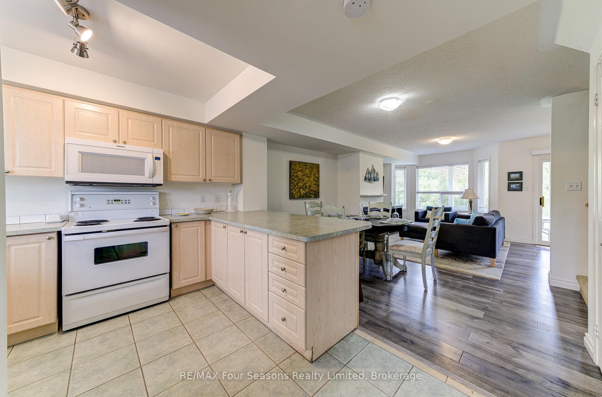 17 Cranberry Surf N/A Unit 17 photo 7