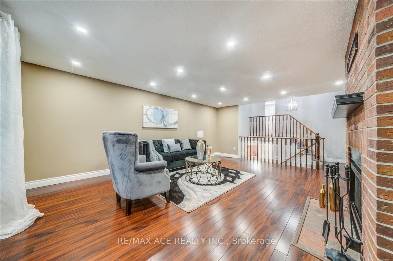 34 Ducatel Crescent photo 18