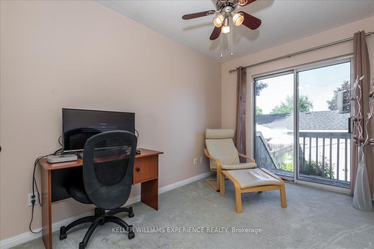 11 Aikens Crescent photo 14