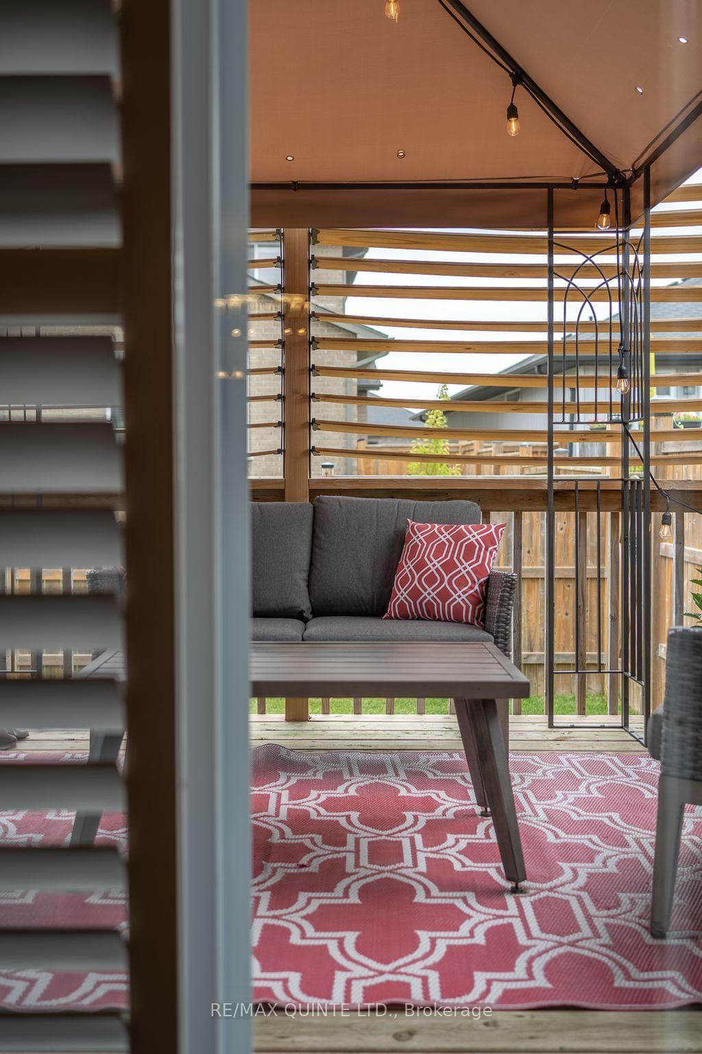 2 Mavis Way photo 31