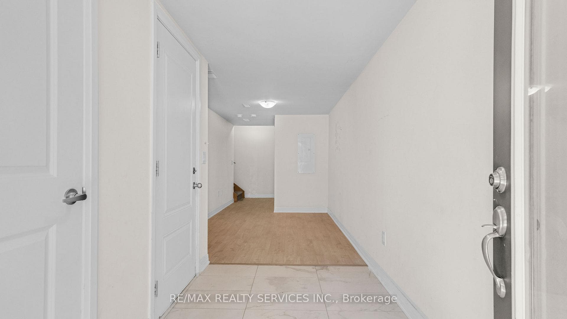 585 Colborne Street Unit 804 photo 2