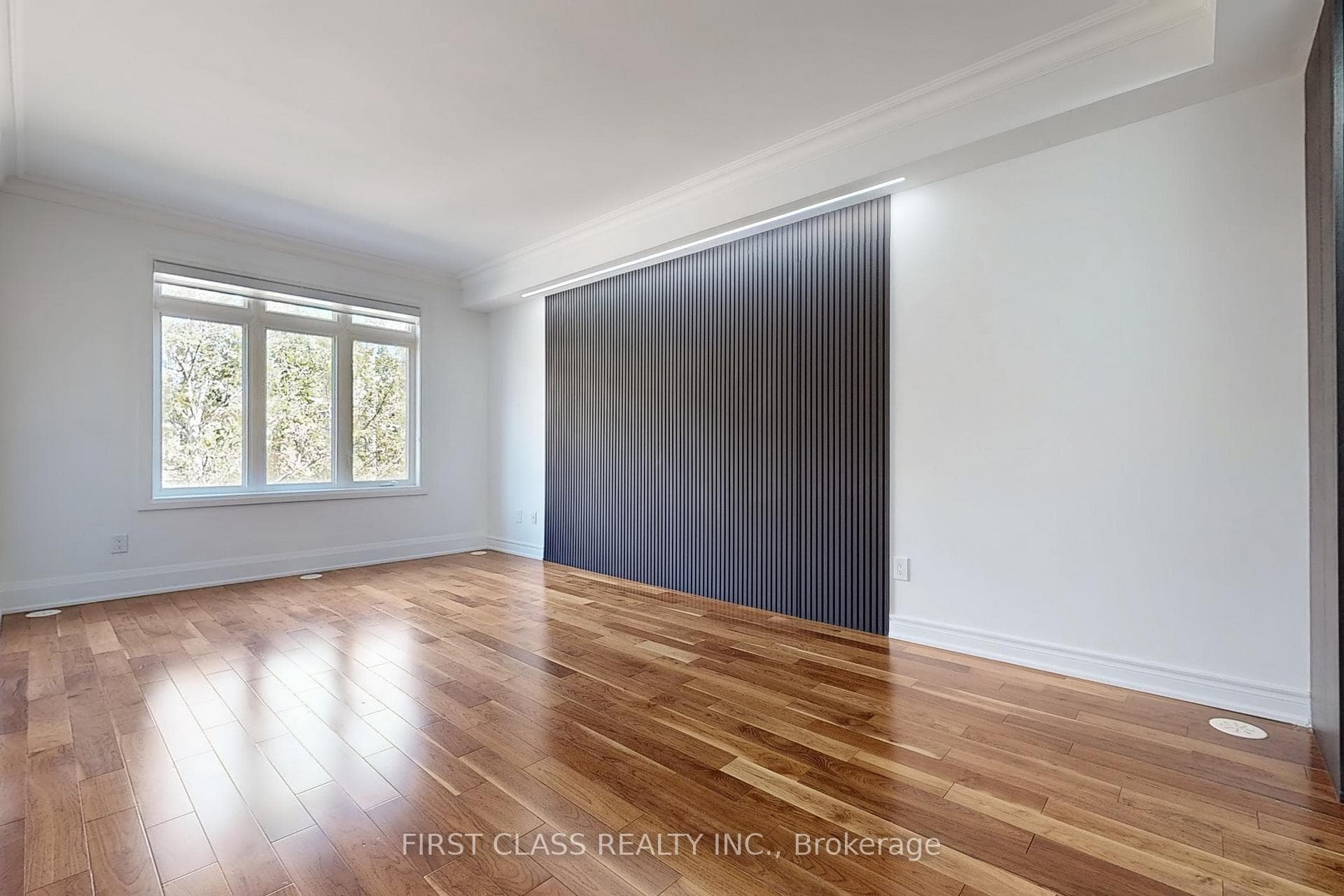 9 Oakburn Crescent Unit TH 28 photo 20