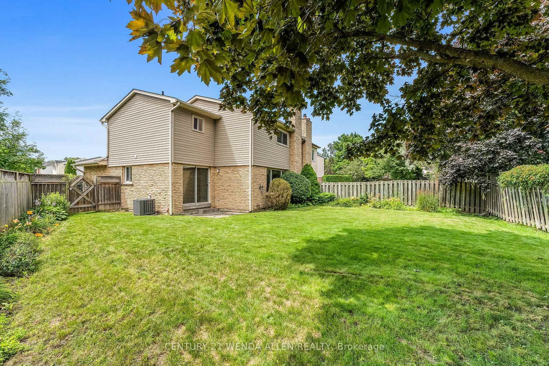 1245 Mulmur Court photo 36