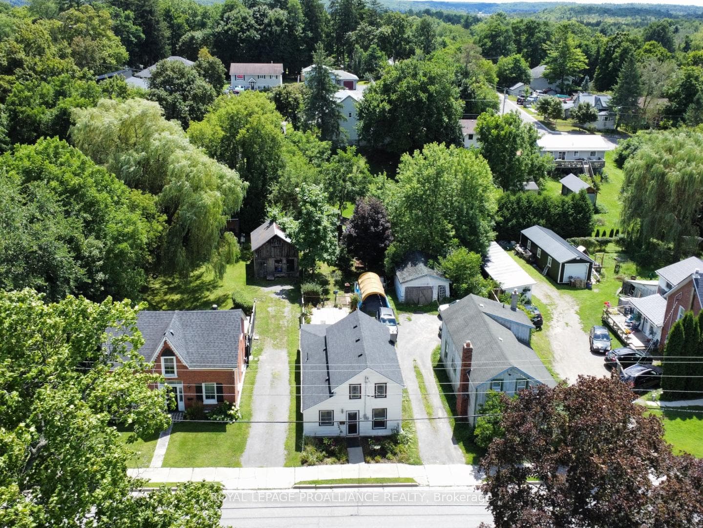 205 St Lawrence Street photo 31