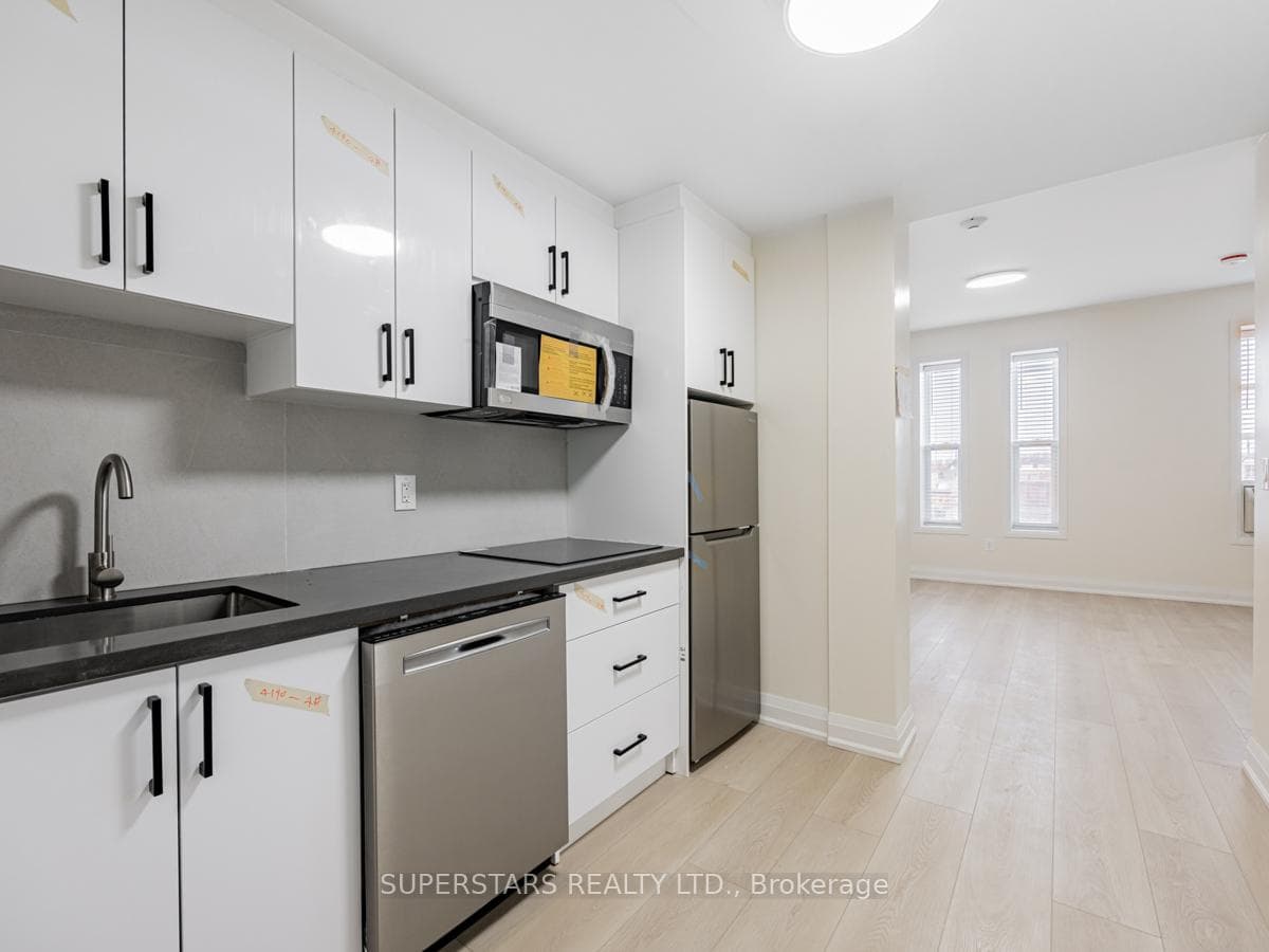 36 Lindsay Street Unit #6 photo 2