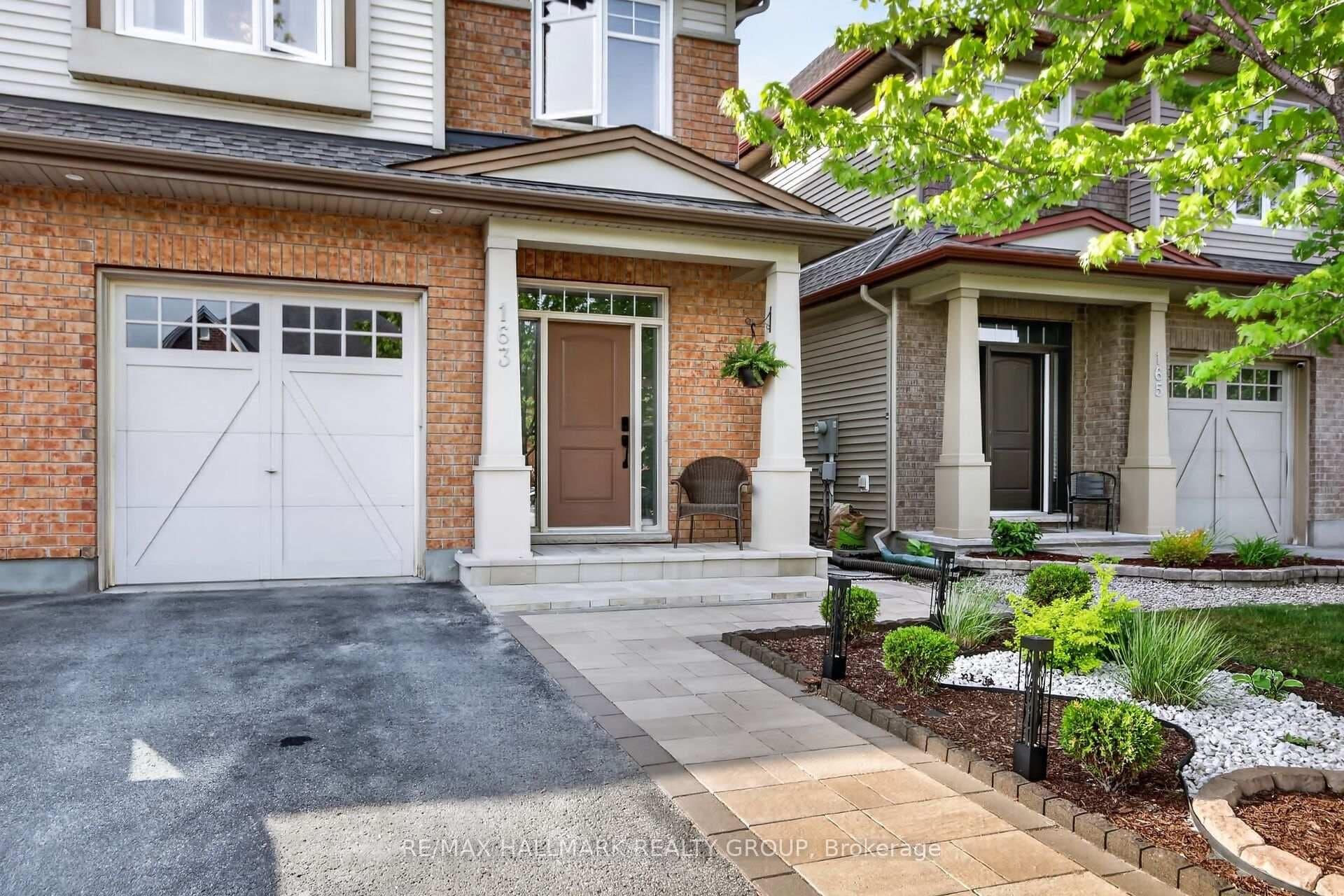 163 Highbury Park Drive photo 2