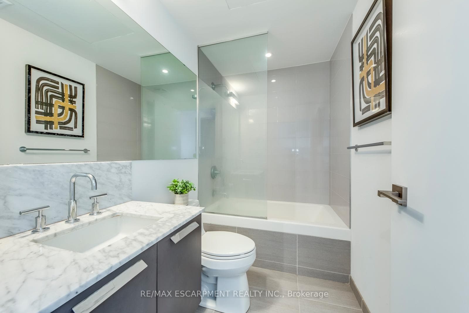 50 Charles Street Unit 4008 photo 22