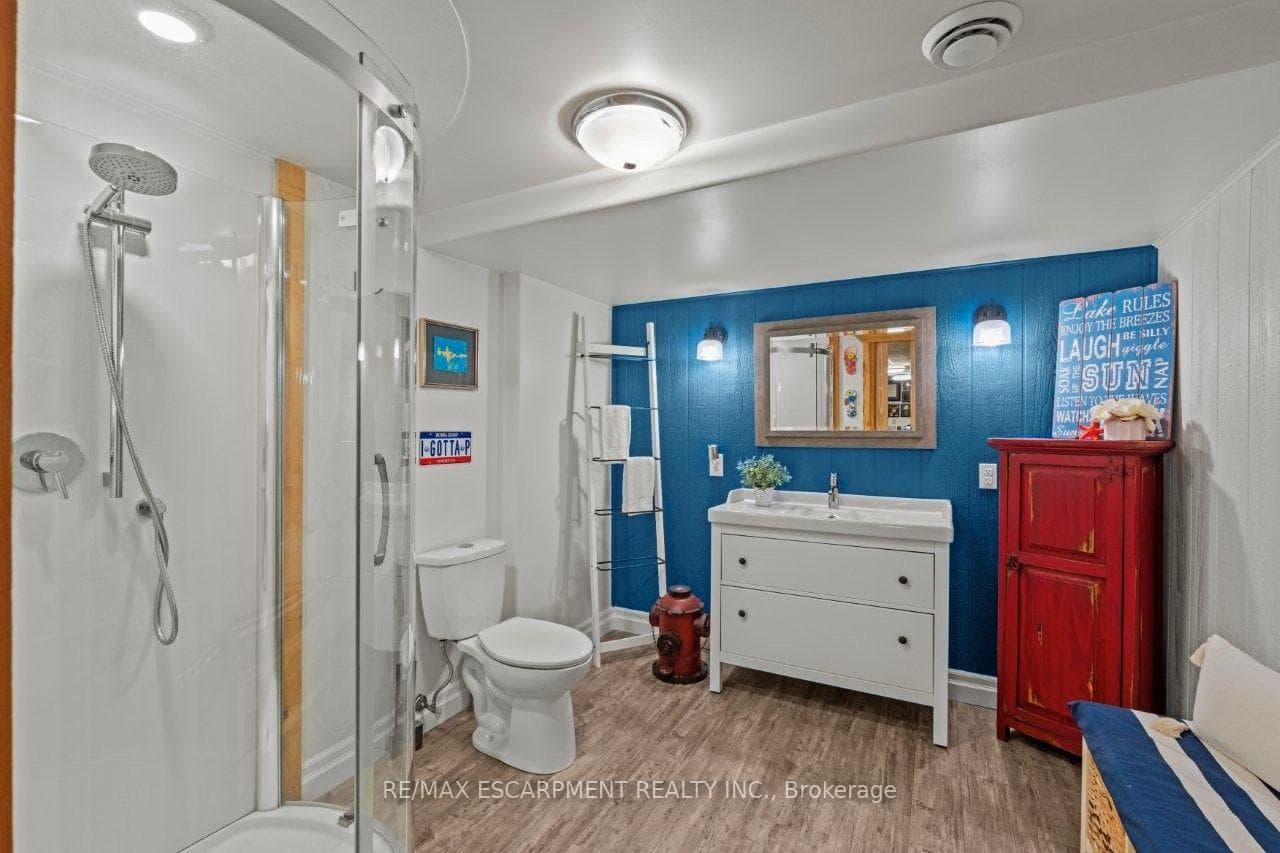 42 Lakeside Drive photo 27