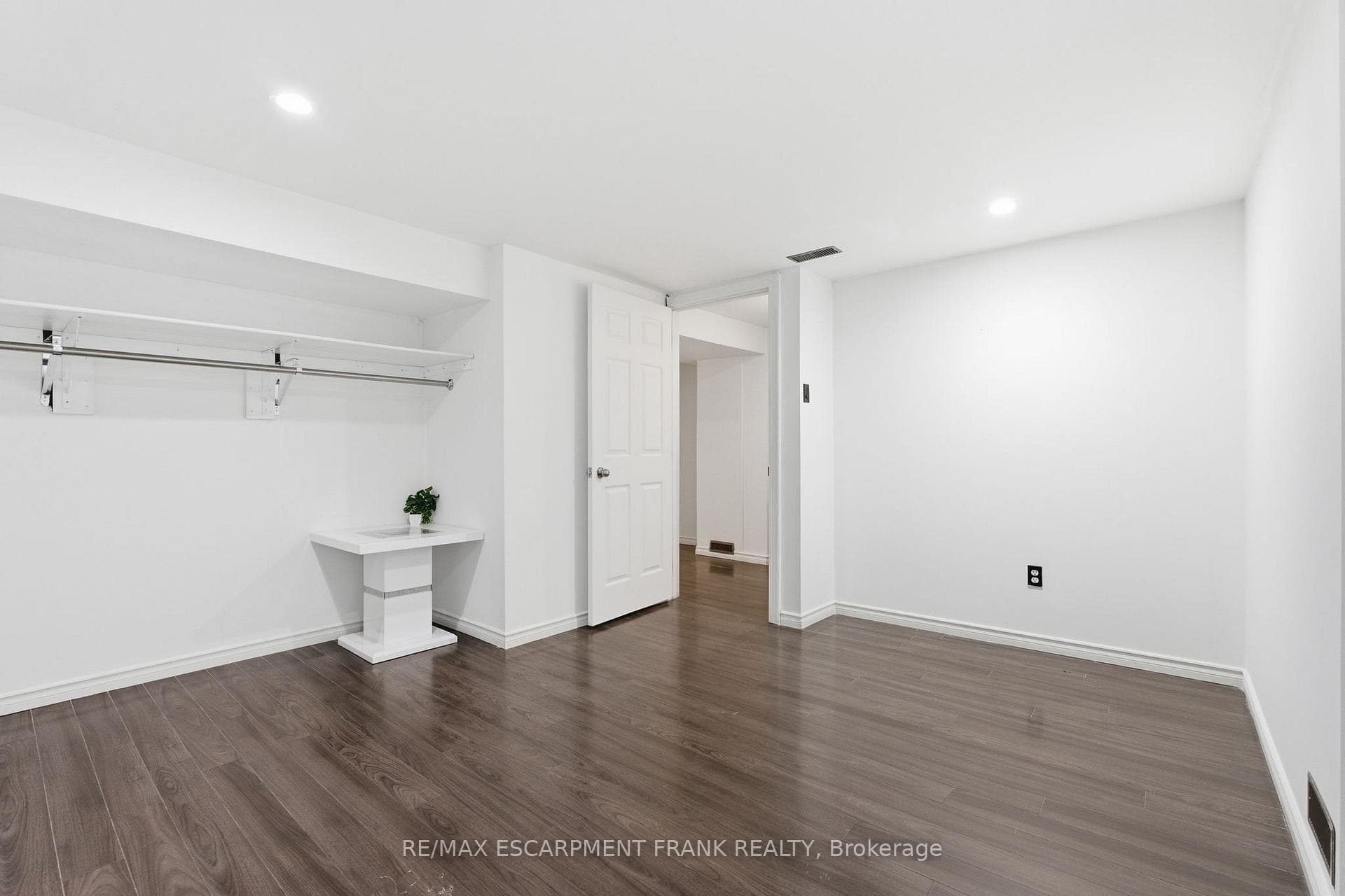 352 East 28th Street photo 42