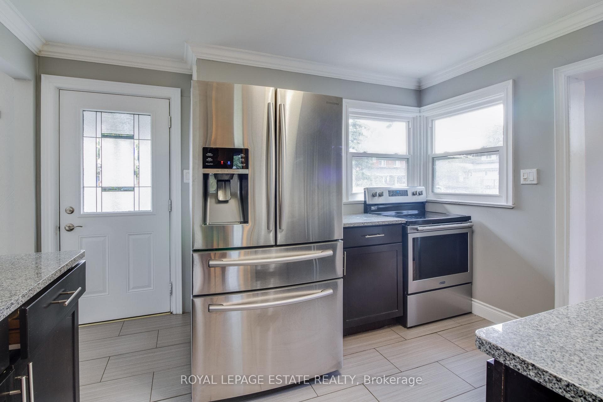 39 St Quentin Avenue photo 10