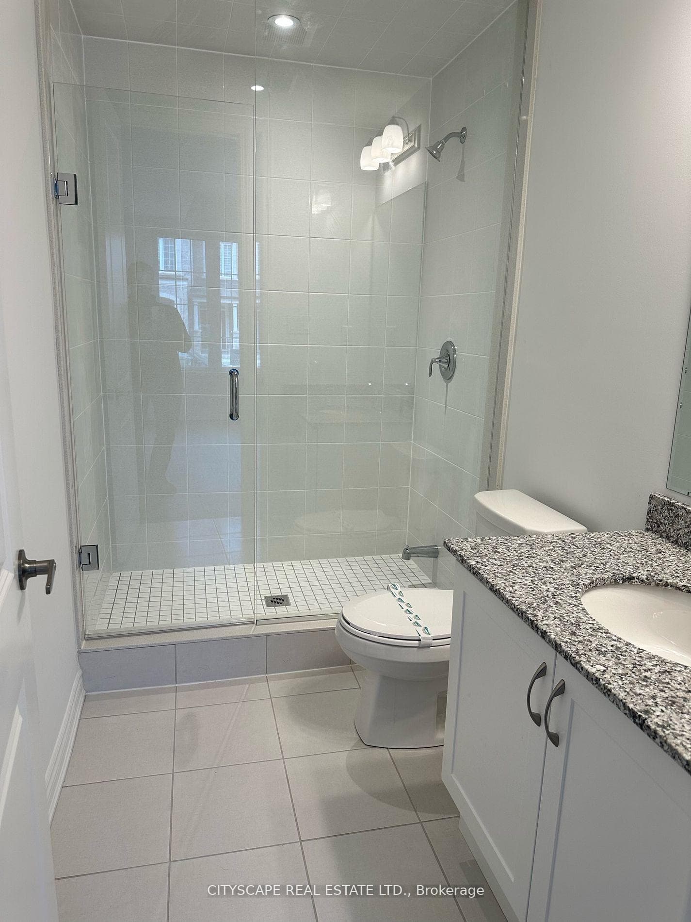3108 William Cutmore Boulevard photo 4
