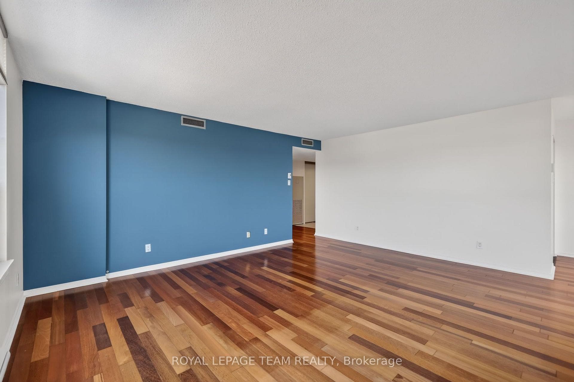 215 Parkdale Avenue Unit 601 photo 10
