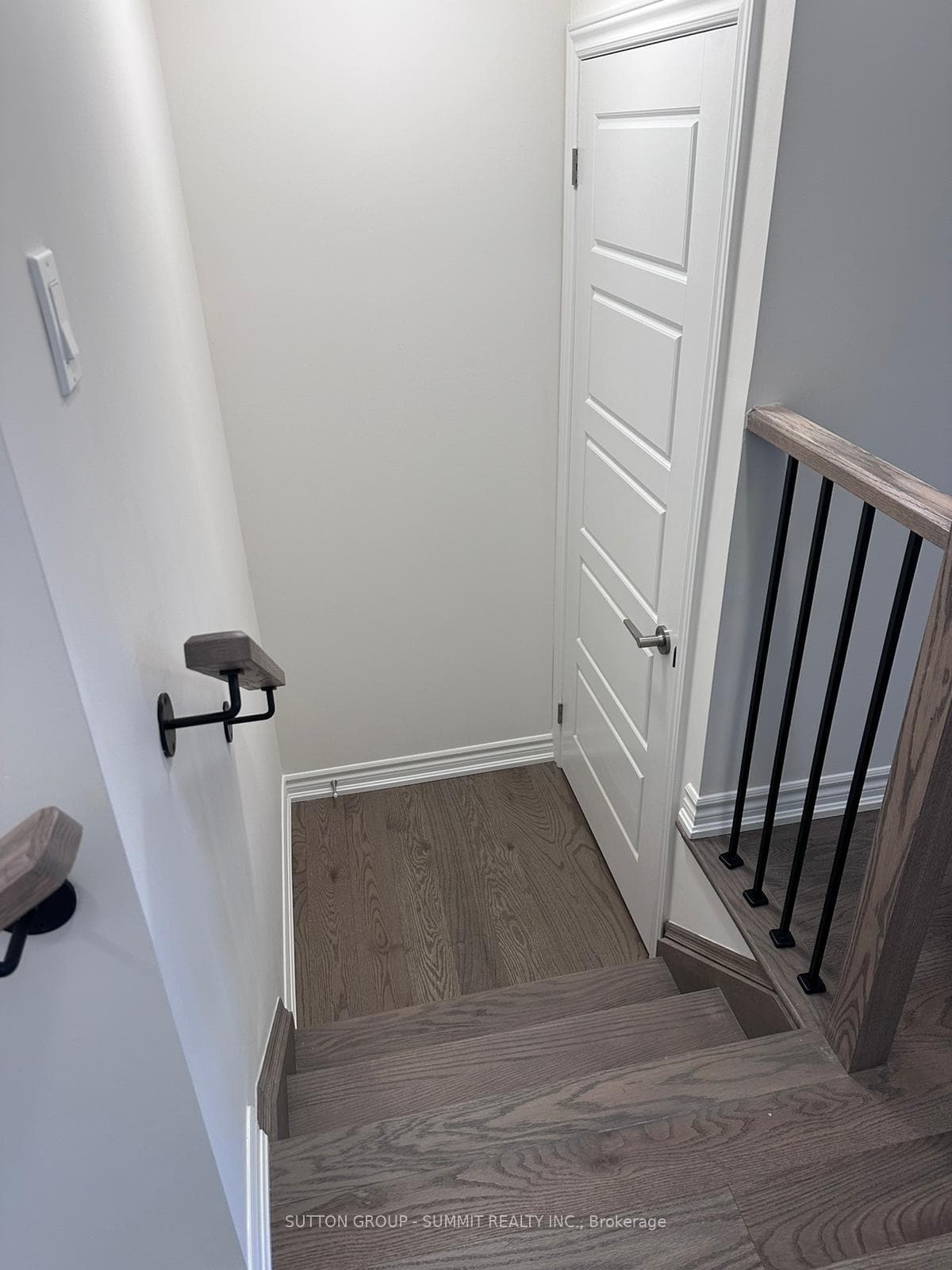 1467 Watercress Way photo 5