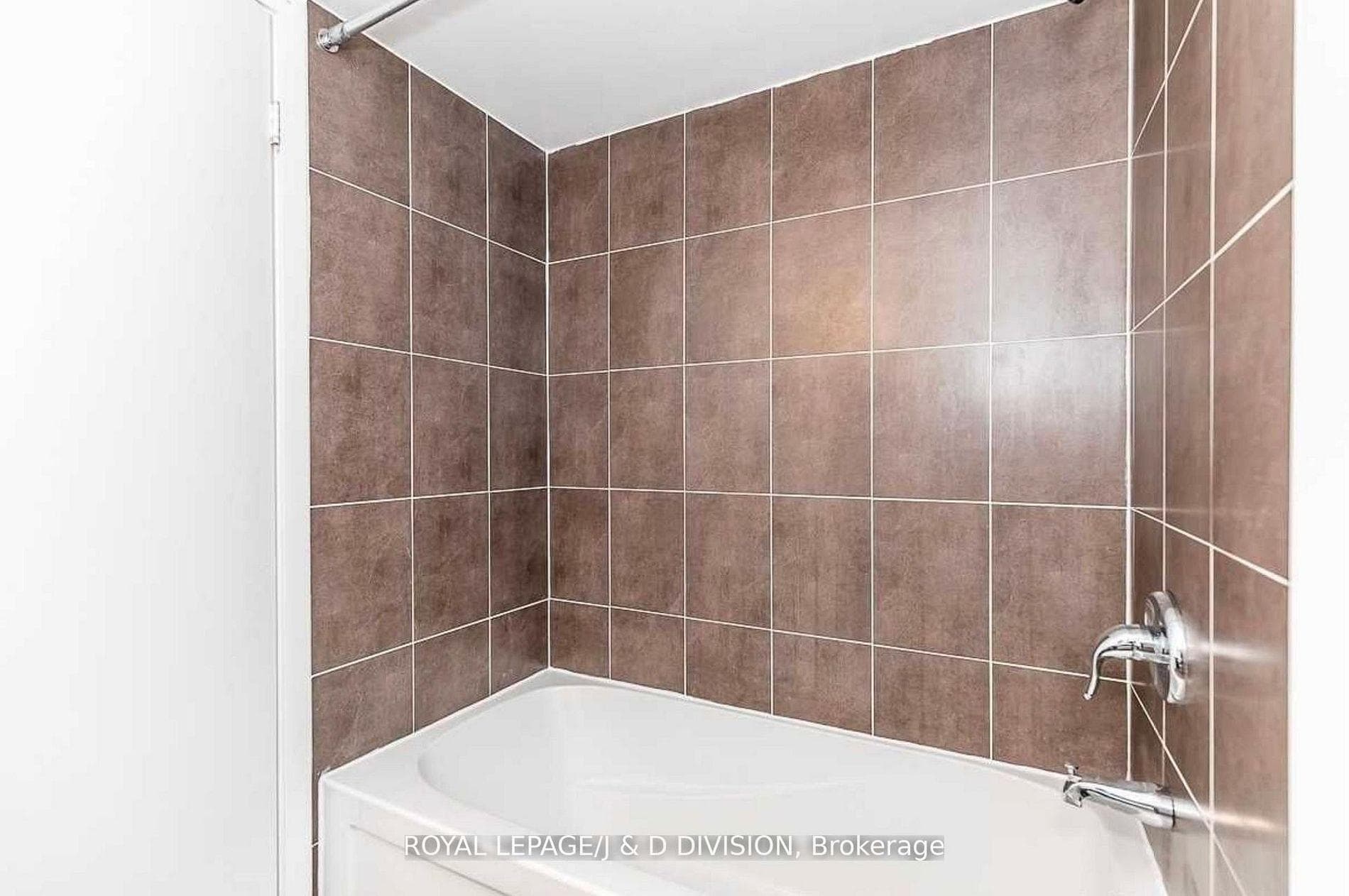 1420 Dupont Street Unit 710 photo 10