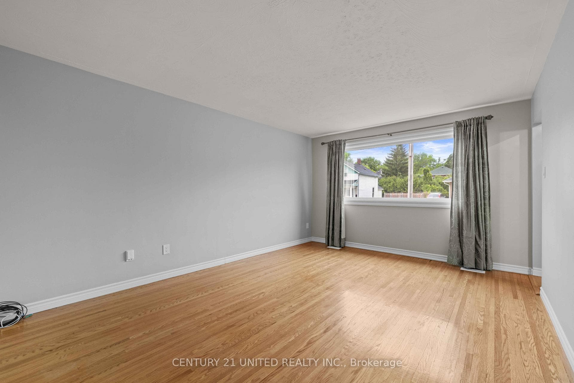 744 Water Street photo 16