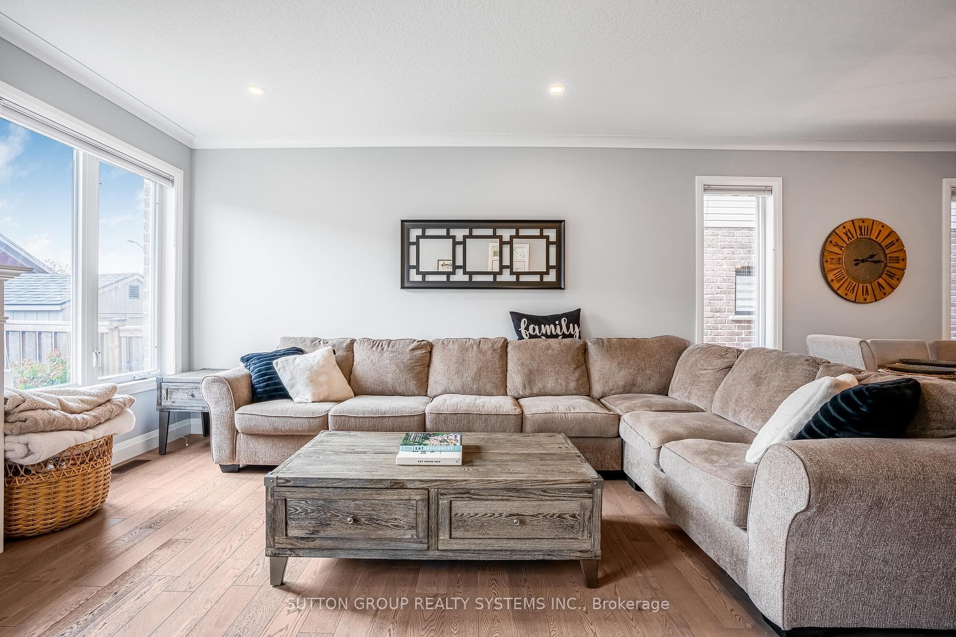 15 Woodberry Crescent photo 10
