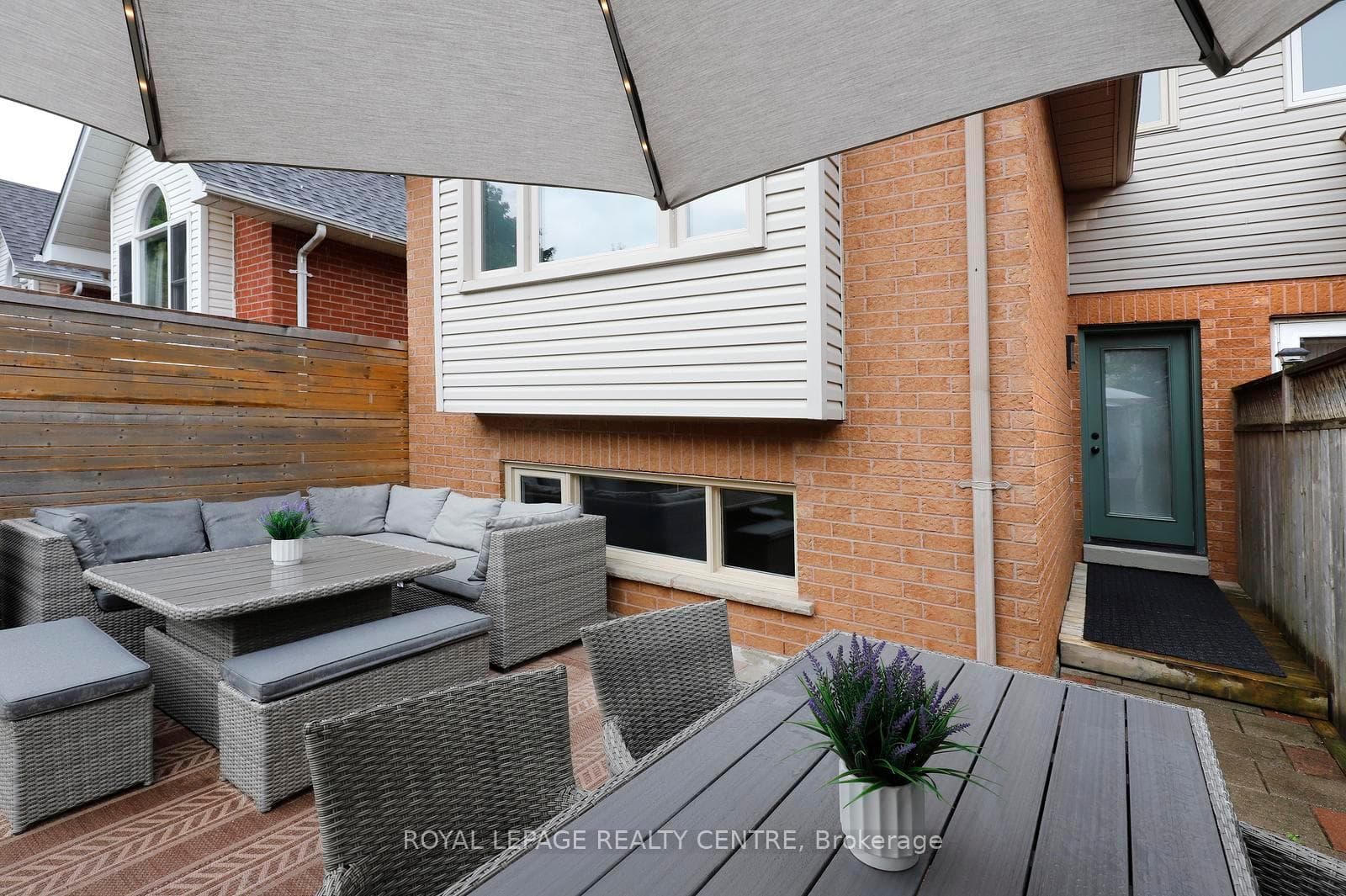 156 Chudleigh Street photo 40