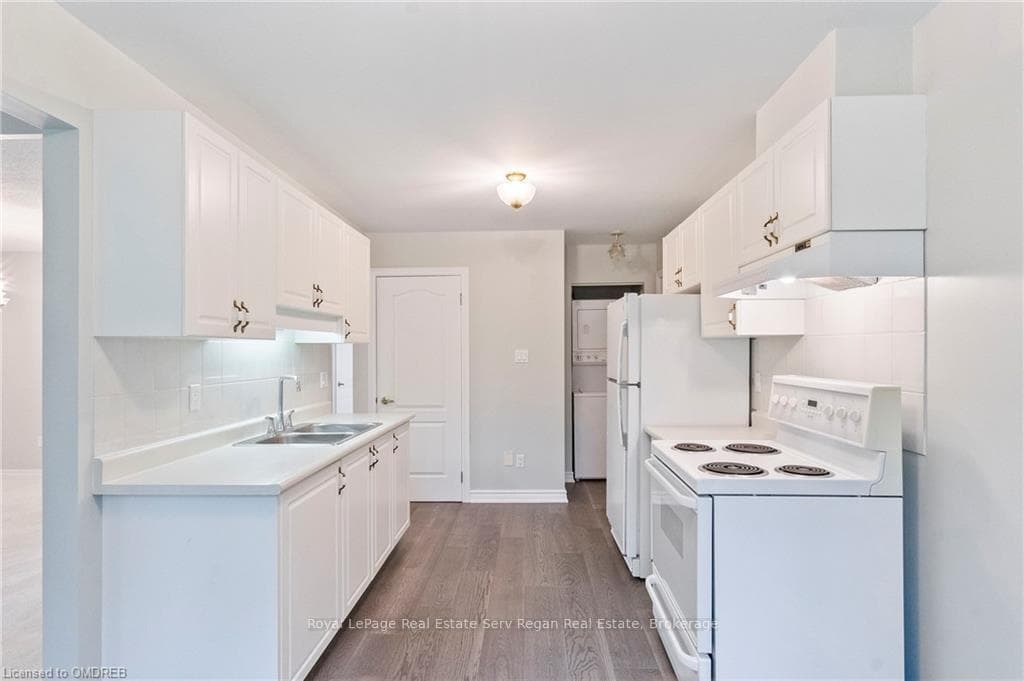175 FIDDLERS GREEN Road Unit 61 photo 14