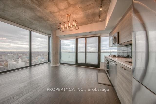 11 Charlotte Street Unit 2603 photo 3