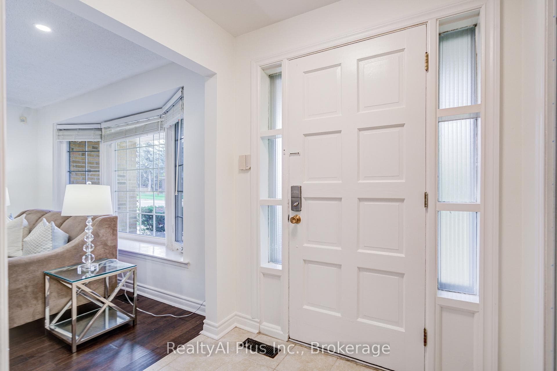 6 Norhead Avenue photo 5