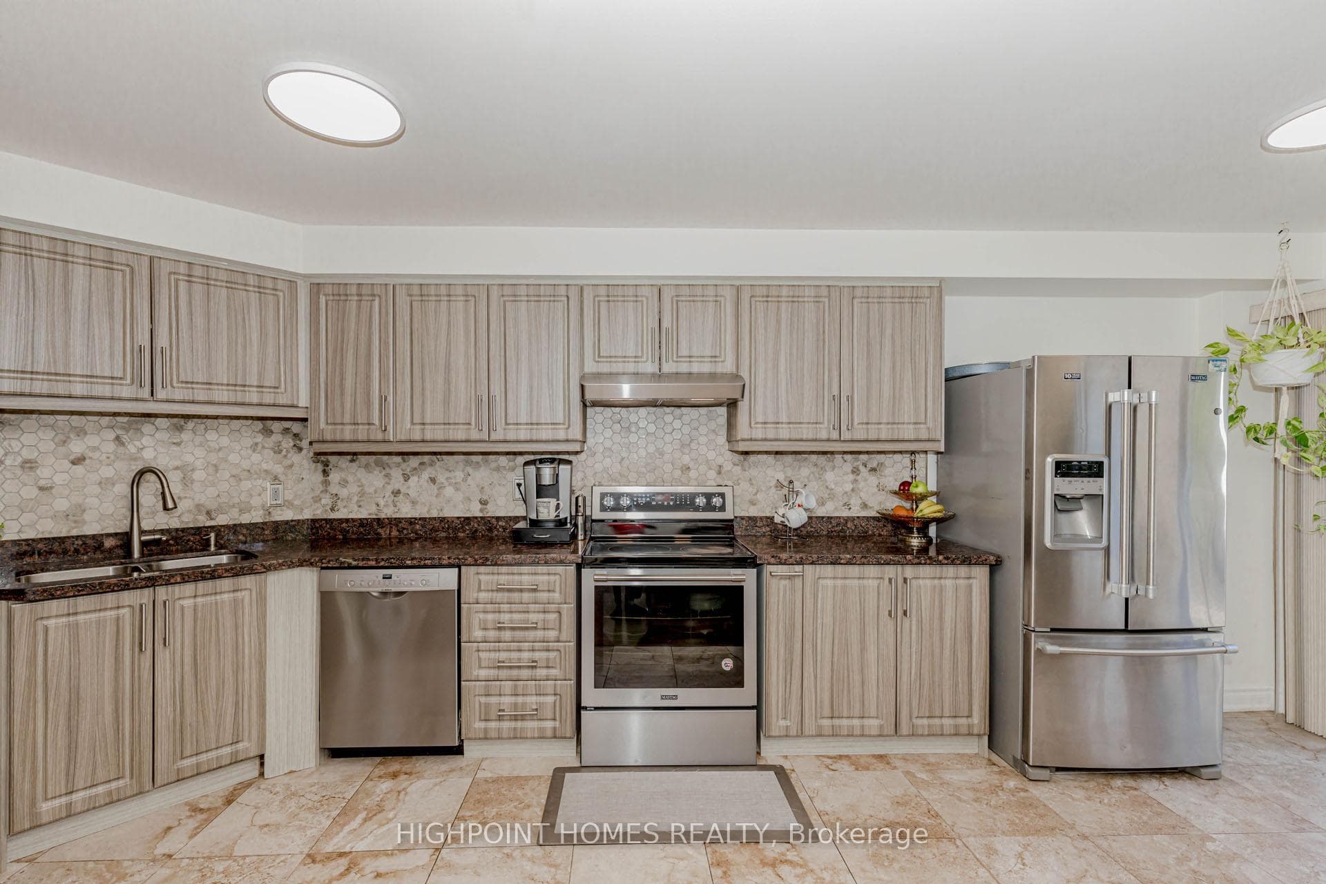 6975 Glory Court photo 12