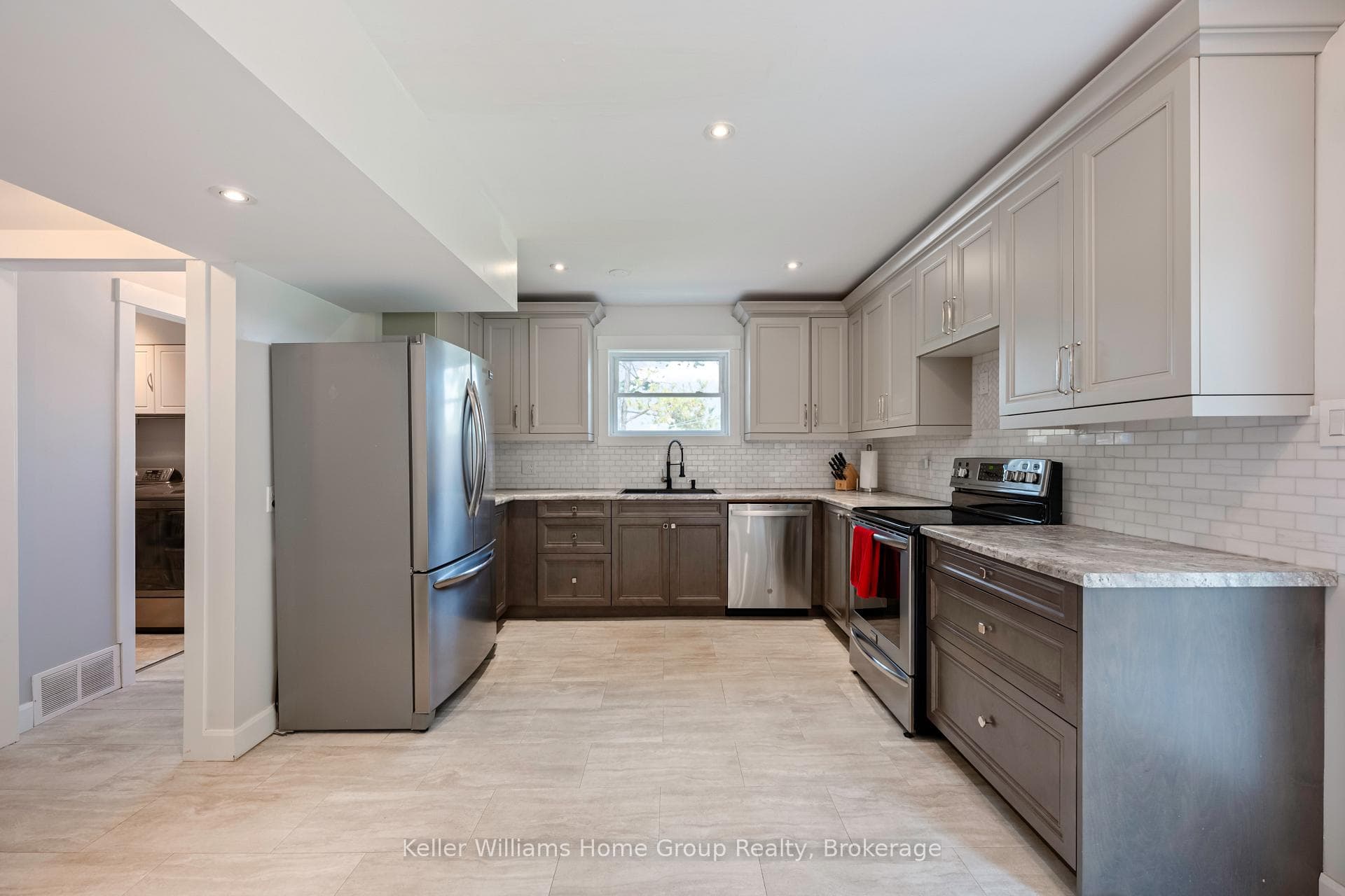 7021 Wellington Rd 109 Road photo 13