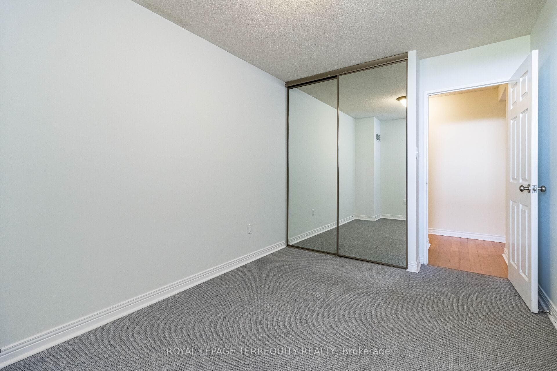 299 Mill Road Unit 703 photo 24
