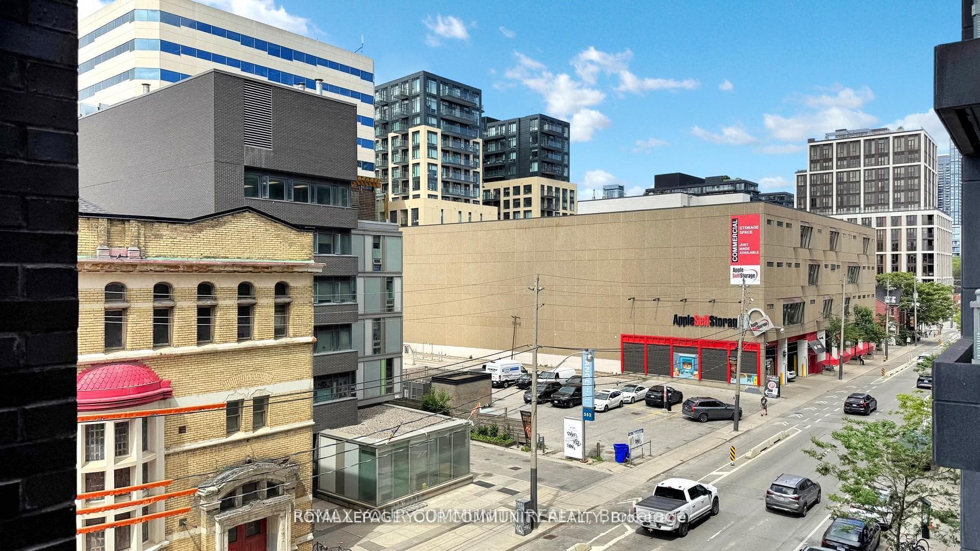 111 Bathurst Street Unit 314 photo 24