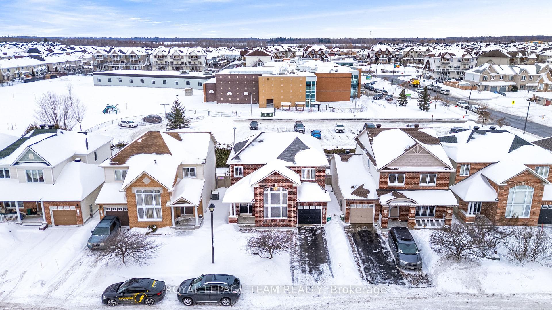 228 BRANTHAVEN Street photo 2