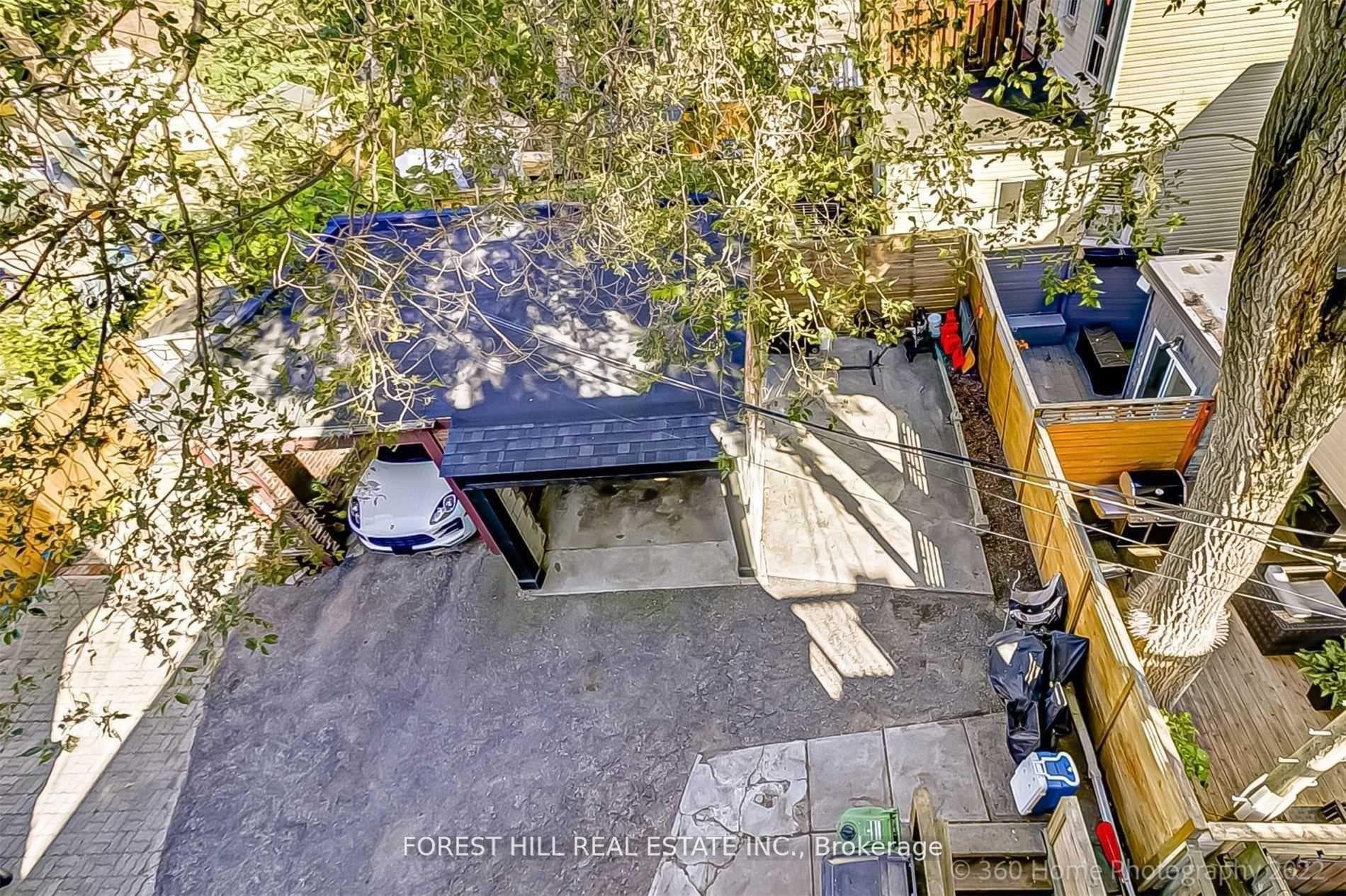 373 Woodbine Avenue Unit Upper photo 18