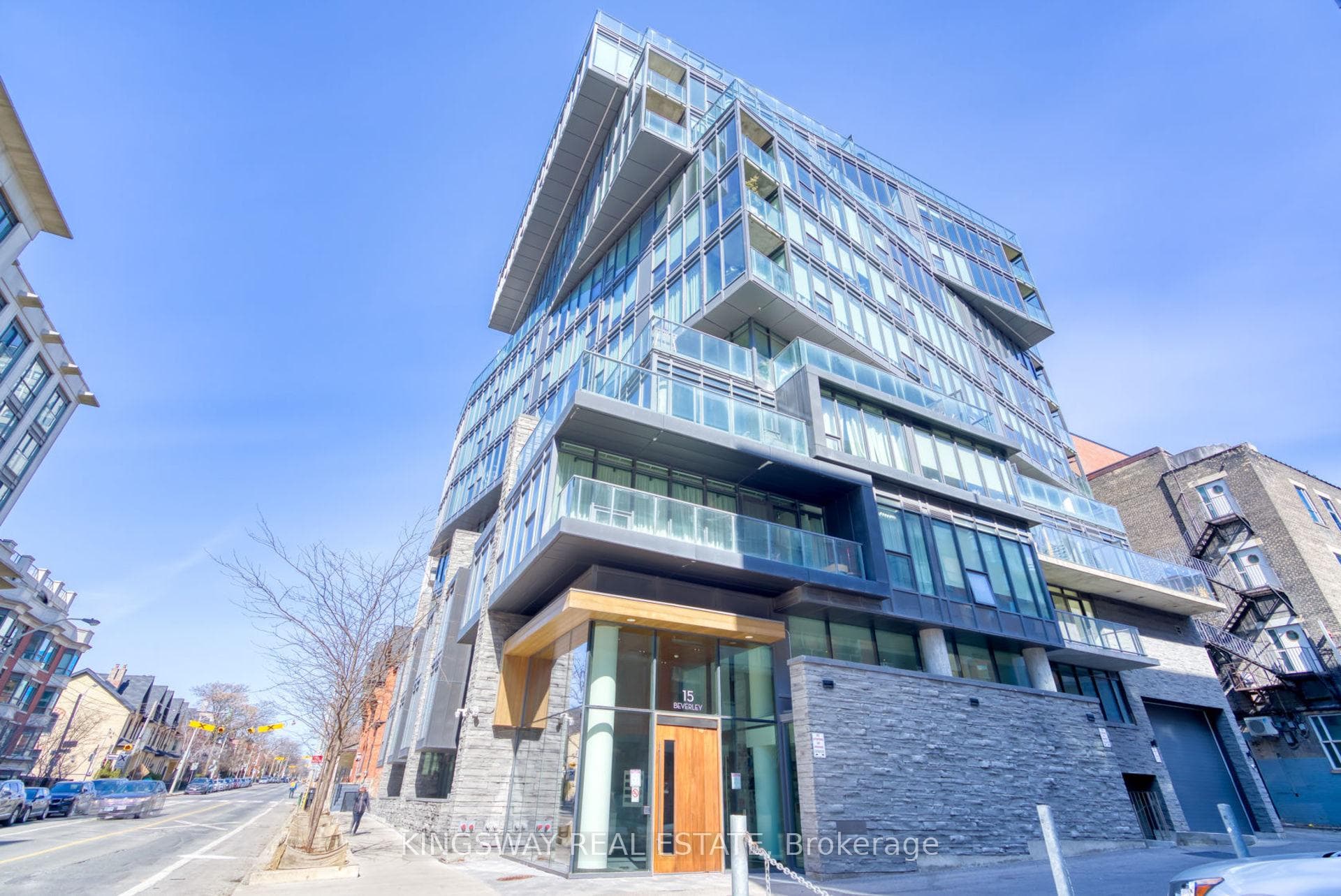 15 Beverley Street Unit 307 photo 1