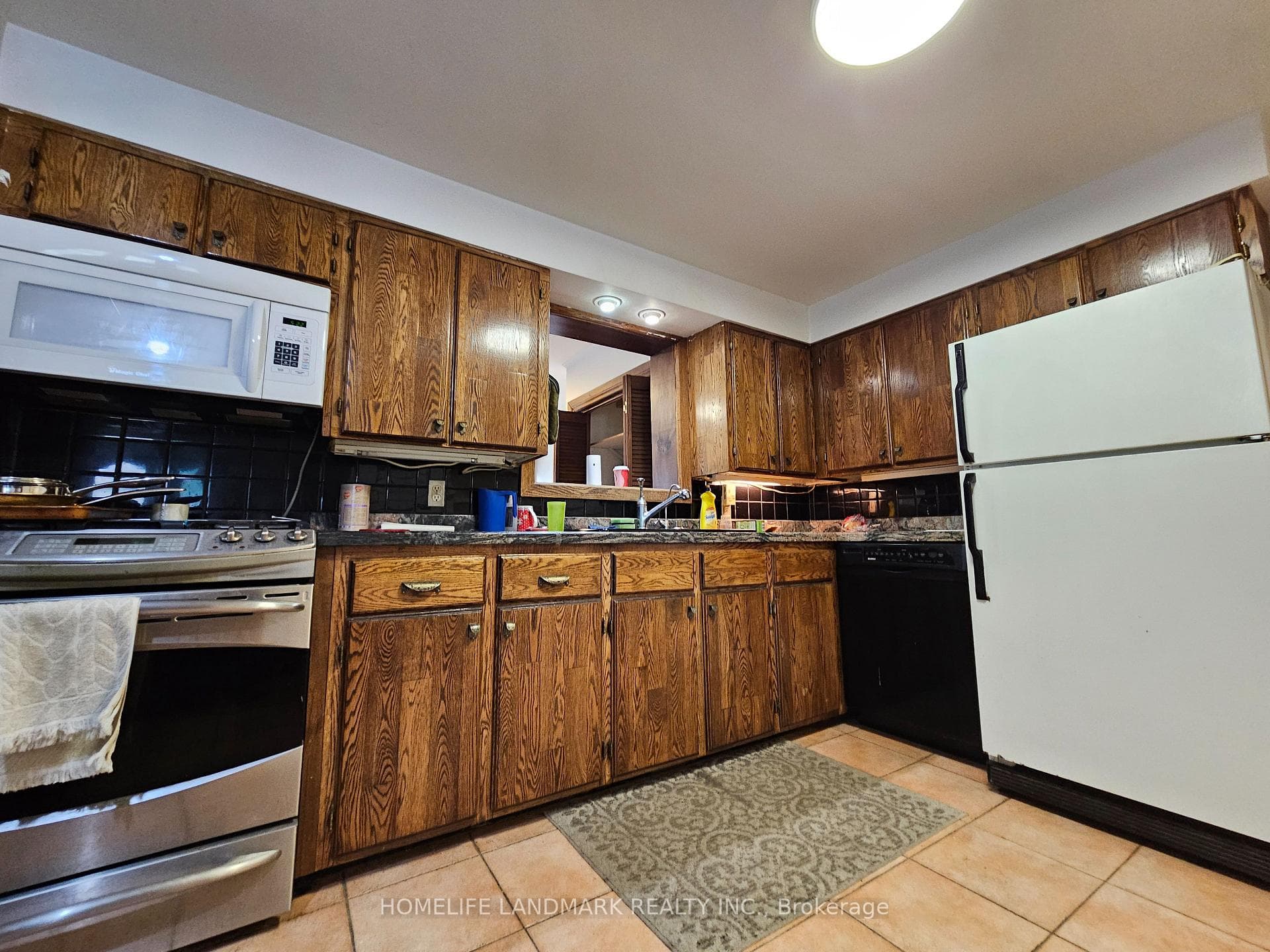 274 Hollywood Drive photo 12