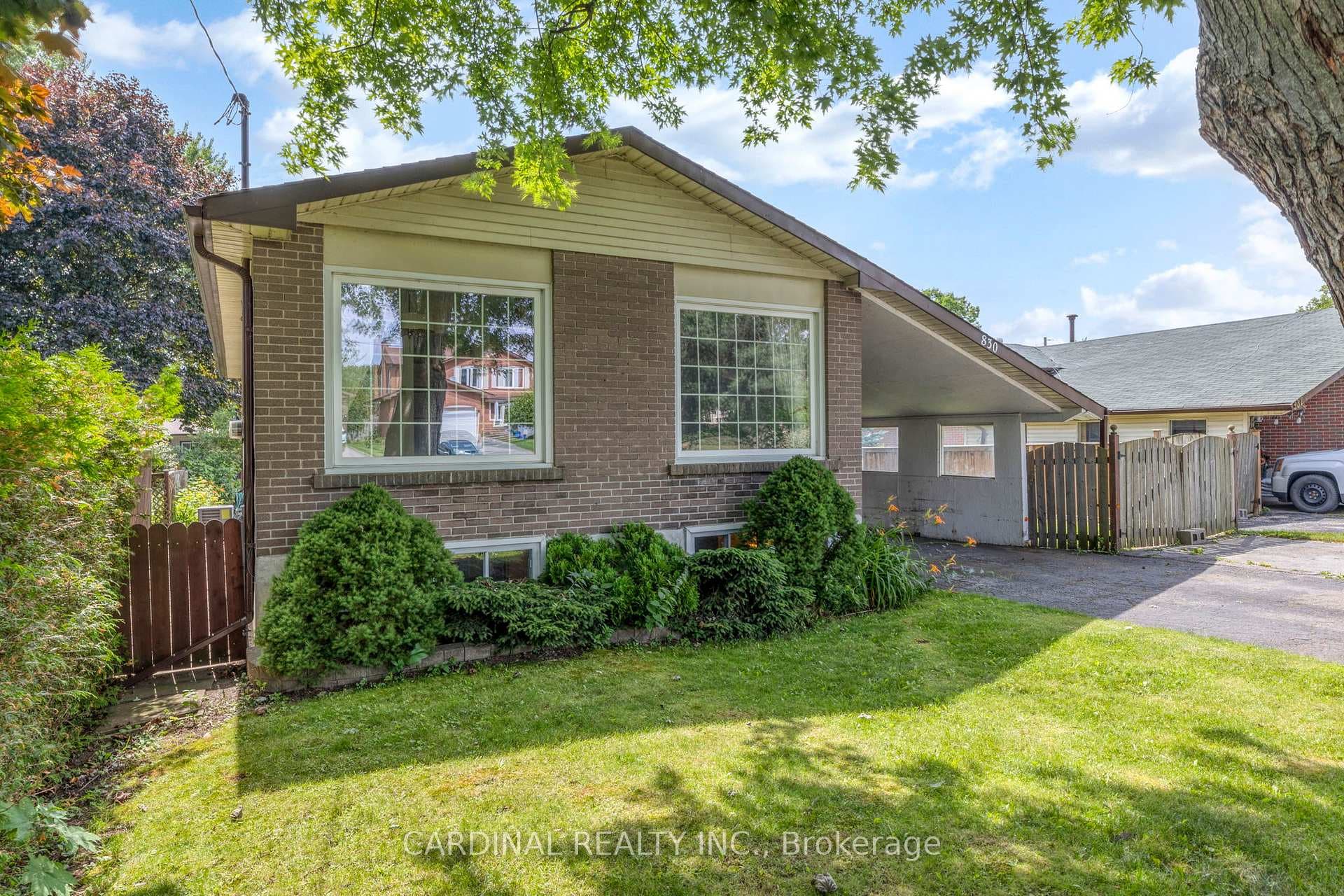 830 Douglas Avenue photo 2