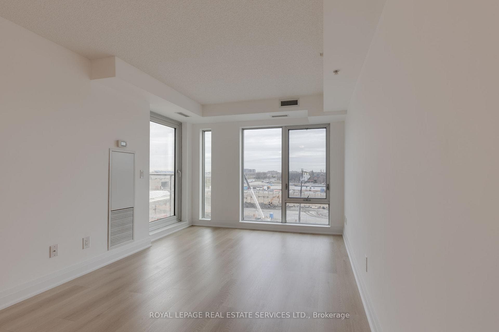 555 Wilson Avenue Unit E406 photo 11