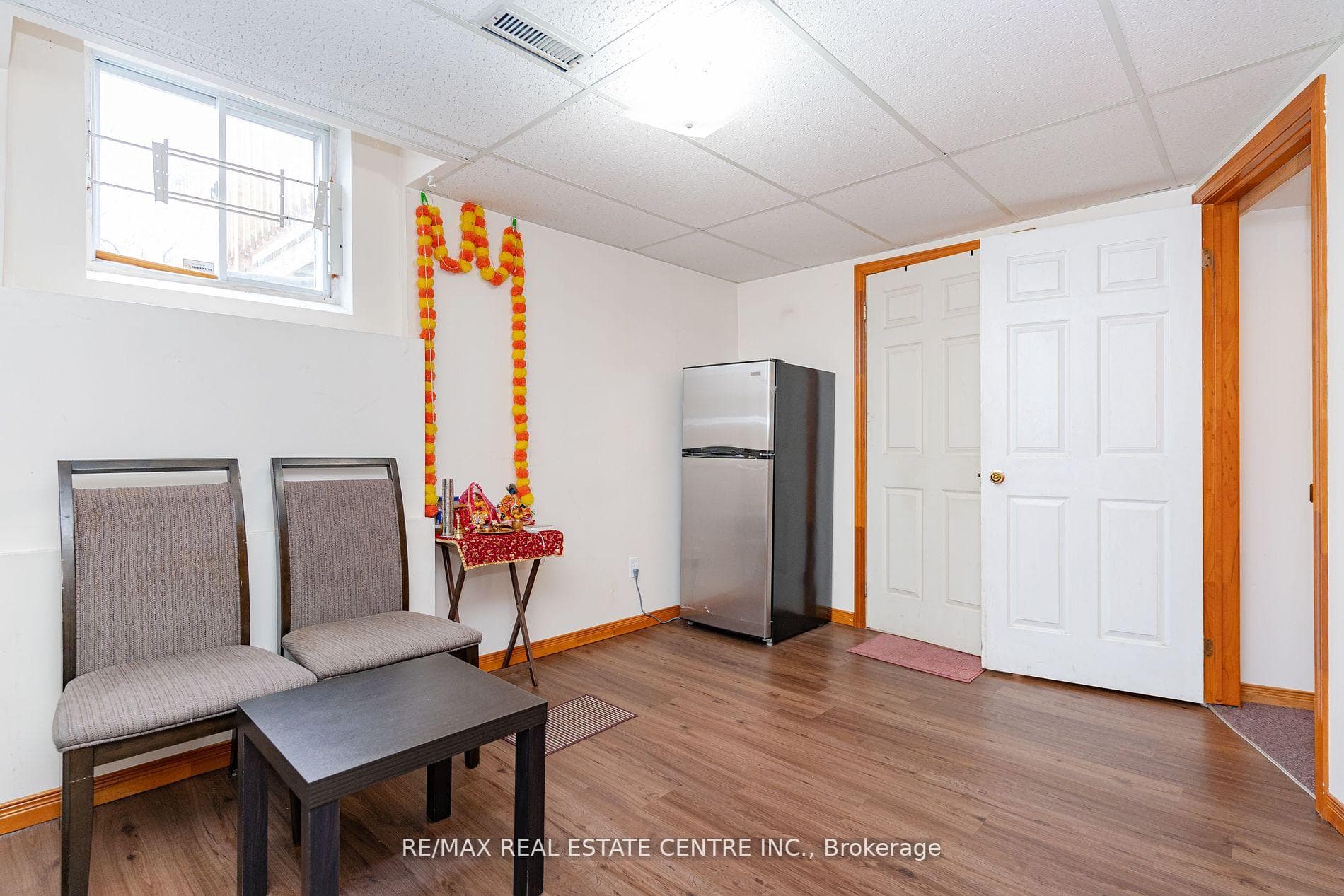 37 Ebby Avenue photo 30
