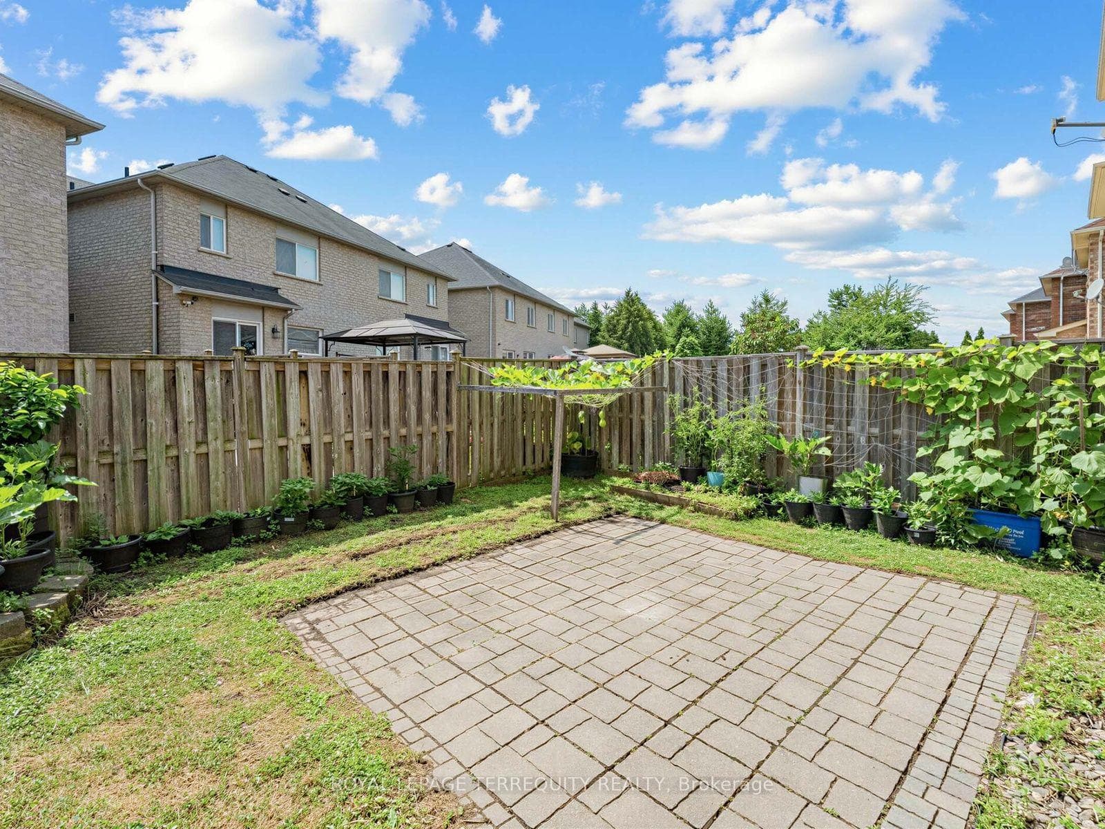 83 Tianalee Crescent photo 33