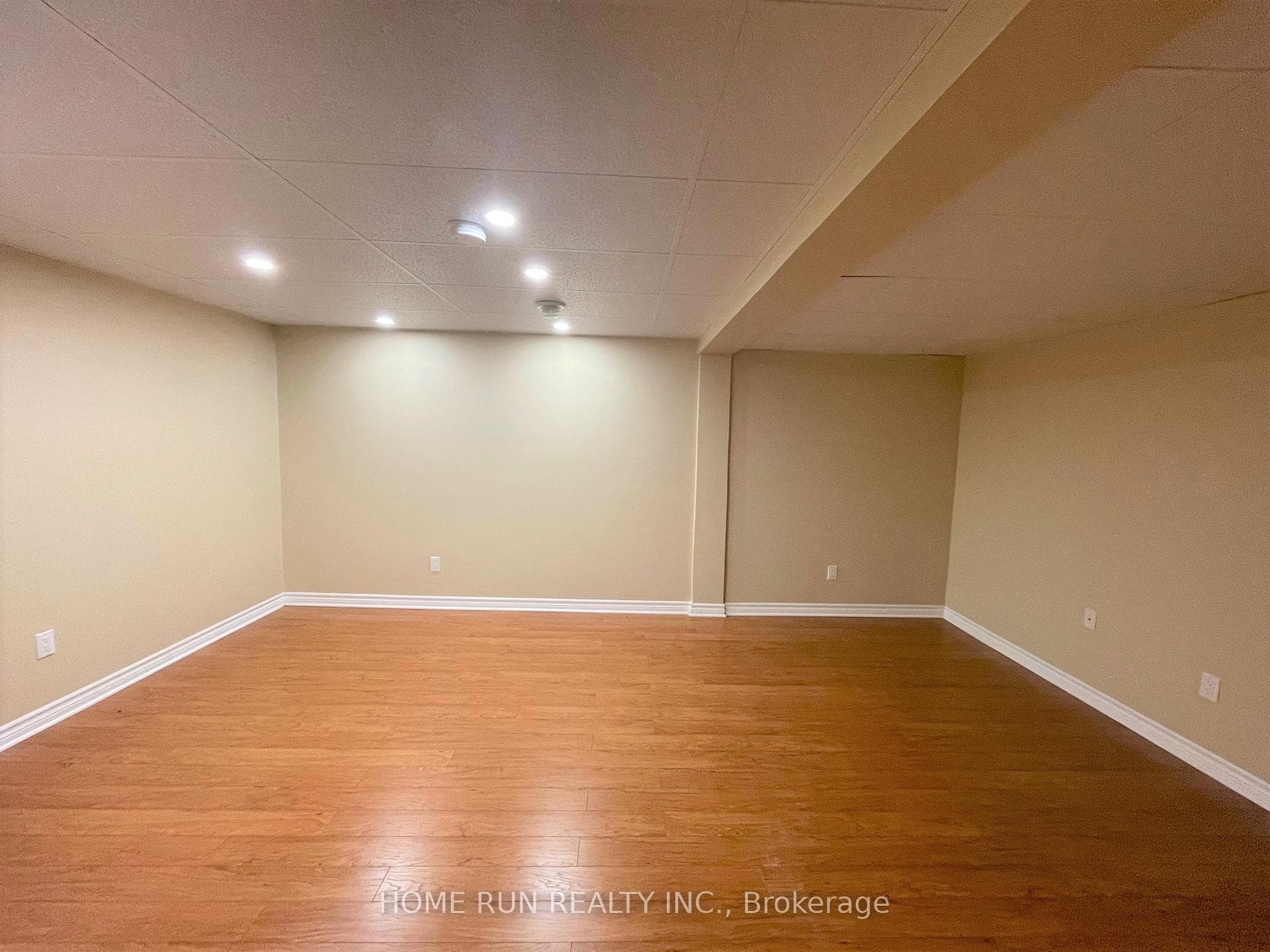 180 Hartsmere Drive photo 26