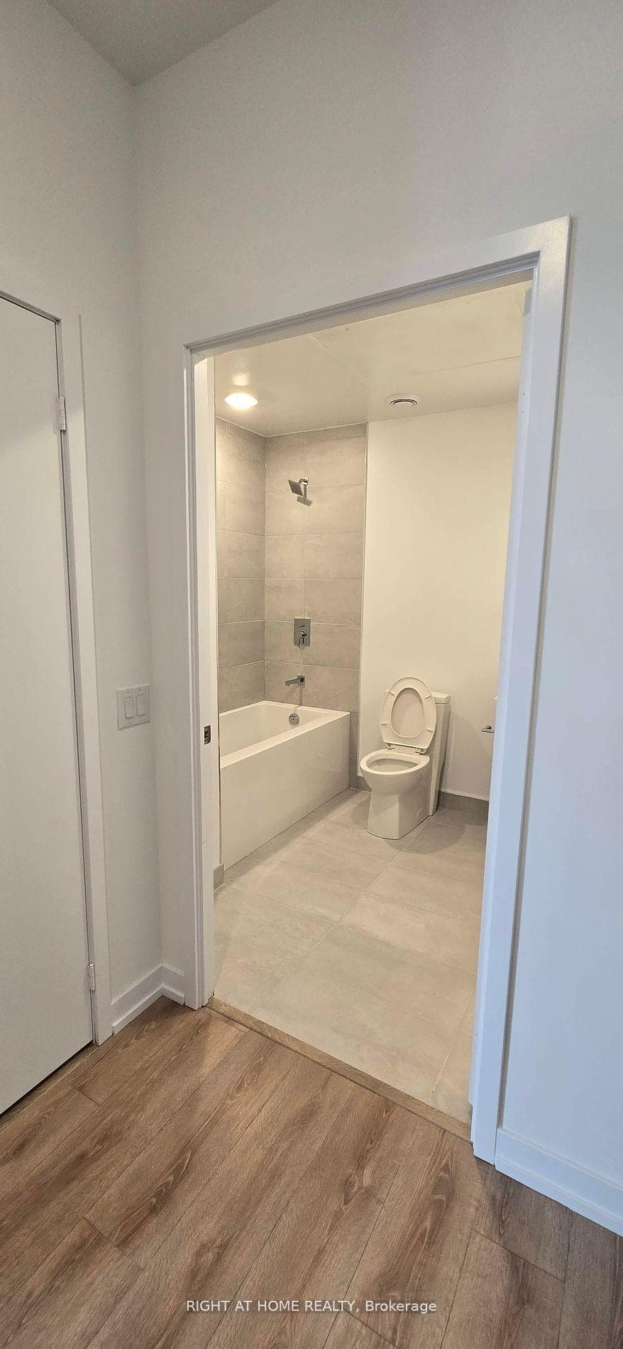 500 Dupont Street Unit 321 photo 2
