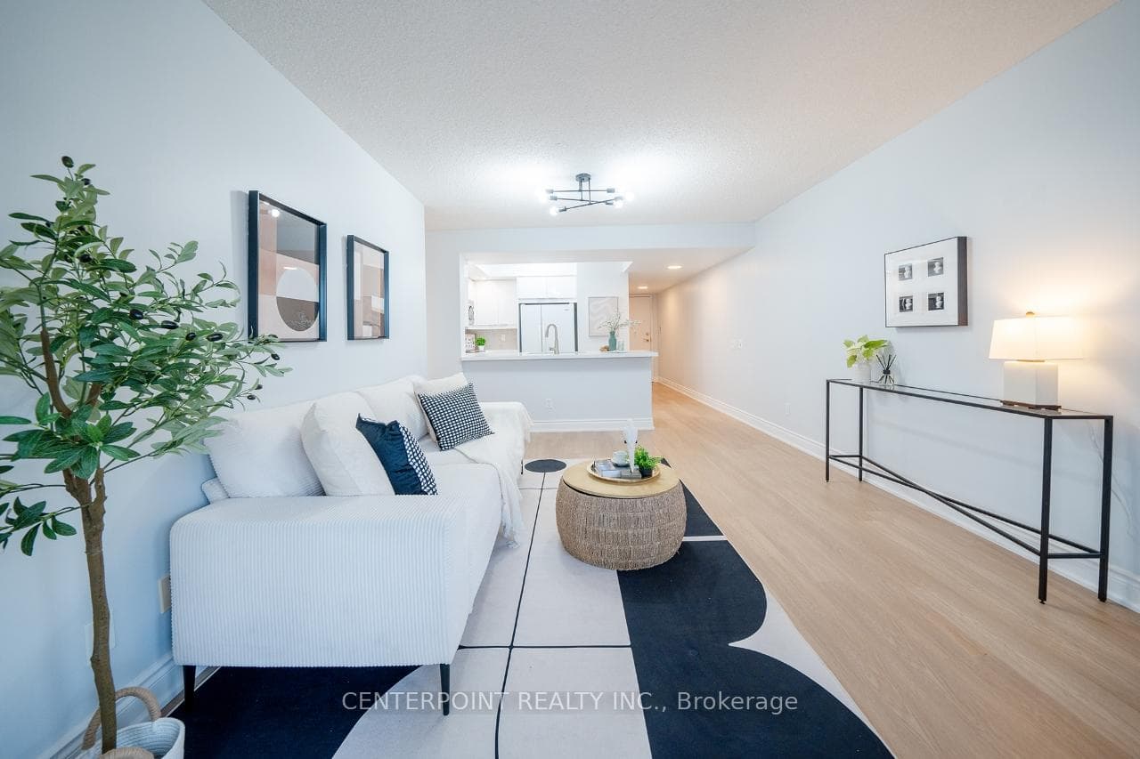 15 Northtown Way Unit 1624 photo 6